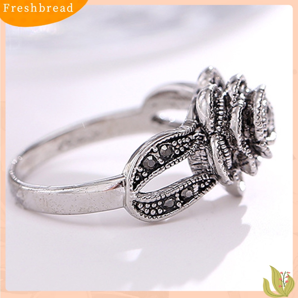 &lt; Freshbread &gt; Pertunangan Pernikahan Wanita Vintage Bunga Mawar Mengkilap Berlian Imitasi Bertatahkan Jari Cincin