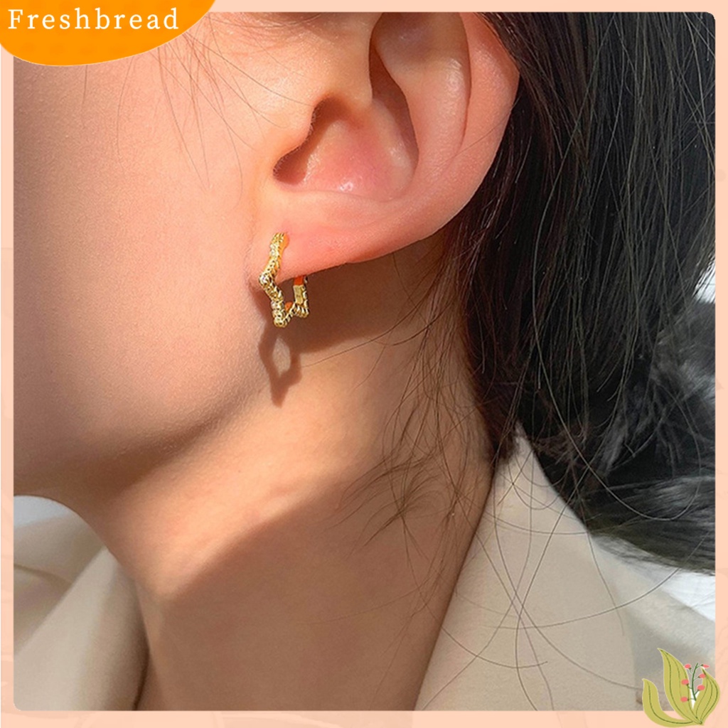 &lt; Freshbread &gt; 1pasang Anting Fashion Mewah Berkilau Tahan Aus Bentuk Pentastar Punk Pakaian Sehari-Hari Unisex Ringan Berkilau Anting-Anting Untuk Pacaran