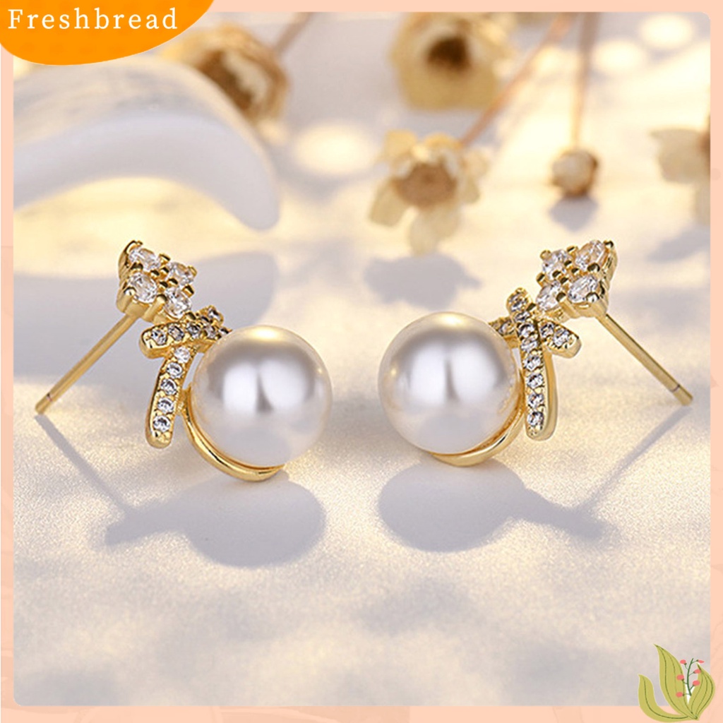 &lt; Freshbread &gt; 1pasang Ear Studs Hias Zircon Berlian Imitasi Mutiara Imitasi Bentuk Mahkota Electroplated Ear Ornament Tahan Luntur Aesthetic Fashion Pesta Lady Stud Earrings Untuk Pacaran