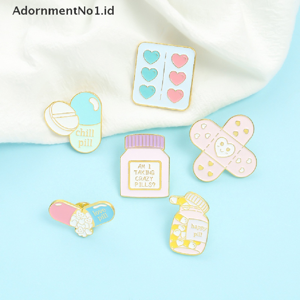 [AdornmentNo1] Kartun Perlengkapan Bros Kreatif Lucu Cinta Band-Aid Pil Botol Obat Enamel Pin Kerah Lencana Ransel Baju Kartun Perhiasan Hadiah [ID]