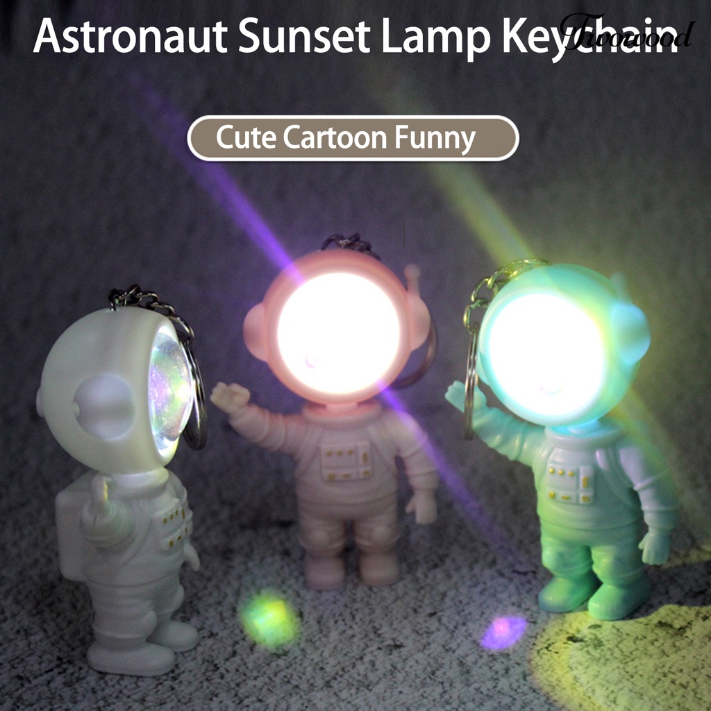 Twowood Gantungan Kunci Bercahaya Sudut Kepala Yang Dapat Diganti Baterai Efek Romantis Hias Aplikasi Lebar Alat Peraga Tembak ABS Sunset Astronot Lampu Cahaya Keychain Untuk Pasangan