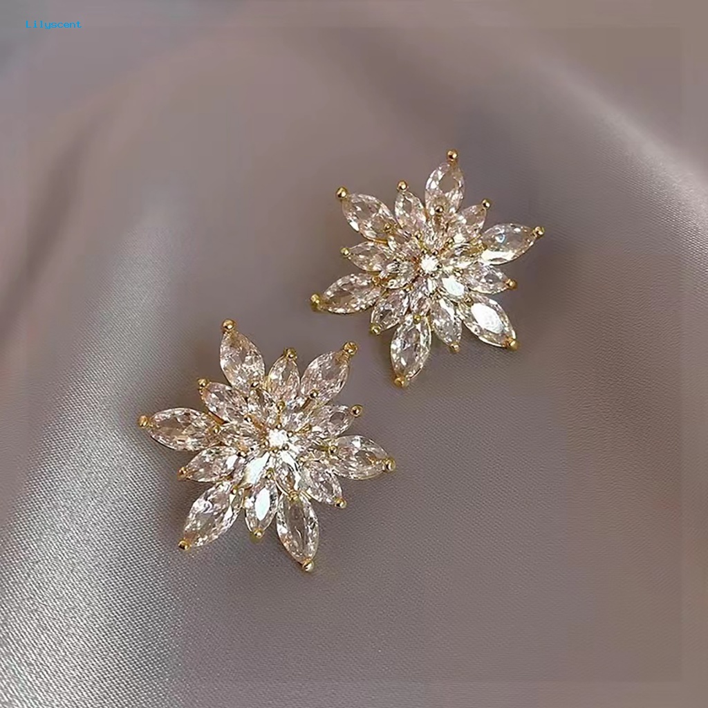 Lilyscent 1pasang Hadiah Valentine Anting Pejantan Bunga Untuk Perjamuan Lady Snowflake Ear Studs Perhiasan Pernikahan Cubic Zirconia