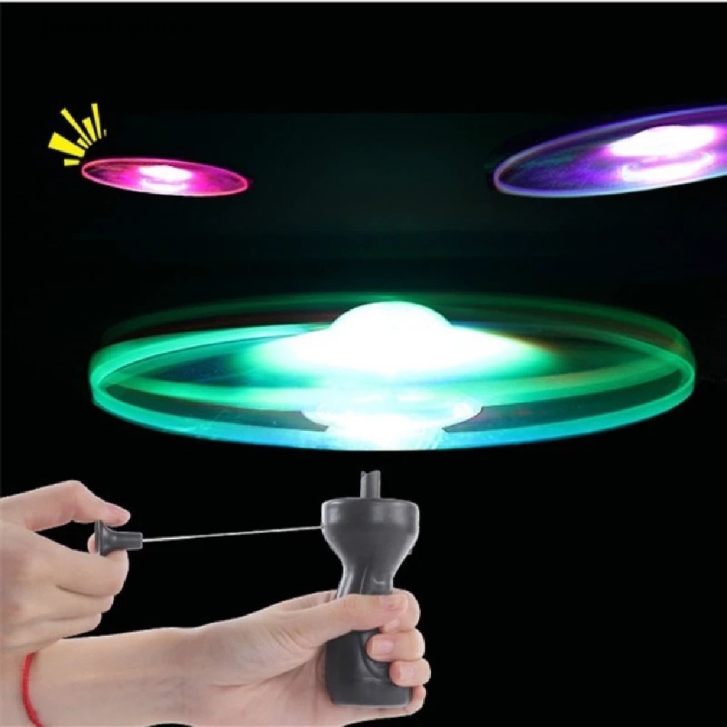 [jewelrybox] Lucu Spinning Flyer Luminous Flying UFO LED Light Handle Flash Flying Toys Butik