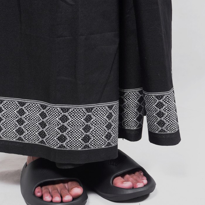 Sarung Tenun  Alat Shalat Pria Dewasa Prodigo Weru Hitam