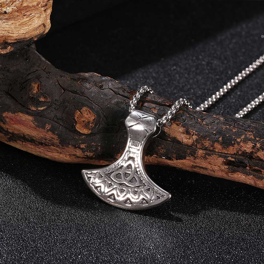 [X C Kalung] Kepribadian Fashion Baru Vintage Nordic Viking Pria Perunggu Pertempuran Raptor Kampak Viking Kapak Kepala Liontin Kalung Wanita Kalung Hadiah