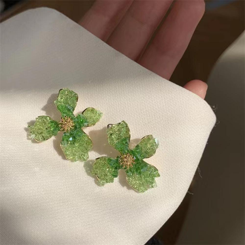 Mxbeauty Anting Tusuk Bunga Desain Ceruk Kecil Yang Lucu Segar Mewah Warna Gradien Paduan Aksesoris Wanita