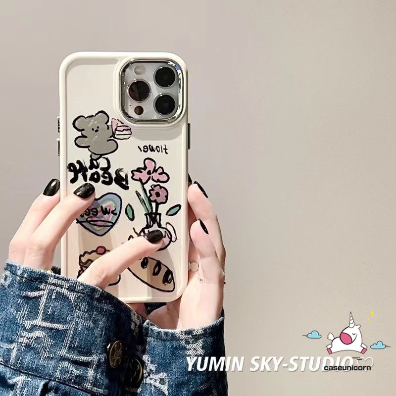 IPHONE Art Kartun Graffiti Flower Phone Case Kompatibel Untuk Iphone11 13 14 12 Pro Max XR 7Plus 8 7 Plus X XS Max Cinta Hati Kucing Anjing Lucu Beruang Plating Metal Frame Lensa Soft Cover