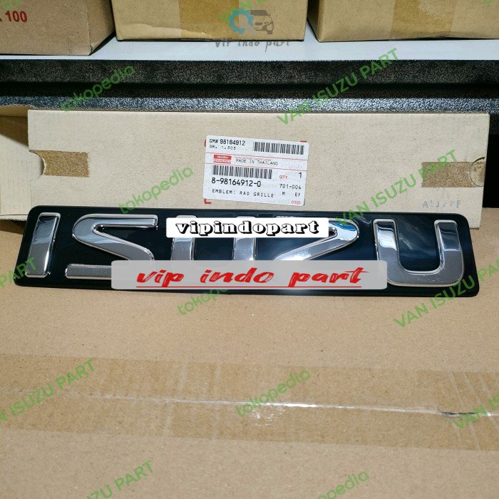 EMBLEM GRILL RADIATOR ISUZU DMAX 4JK1 MUX ORIGINAL ISUZU