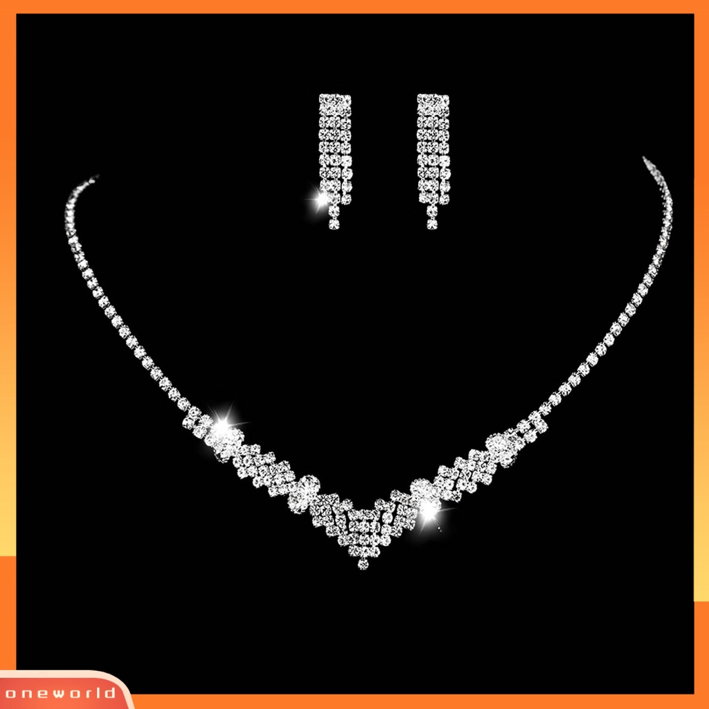 [ONE] 4pcs/set Perhiasan Set High Gloss Eye-catching Electroplating Pengerjaan Indah Mewah Dress Up Perempuan Berlian Imitasi Bersinar Anting Gelang Kalung Set Perhiasan Aksesori