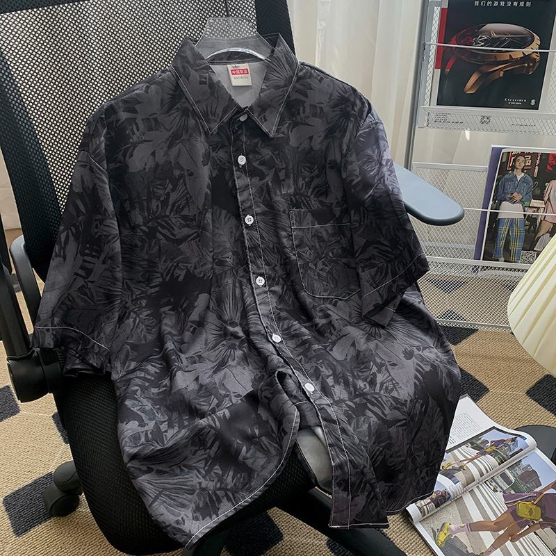 Summer Japanese retro short sleeved floral shirt for men