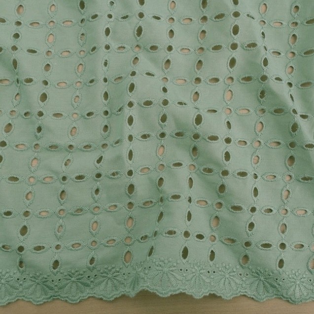 bahan kain katun bordir - Putih 2