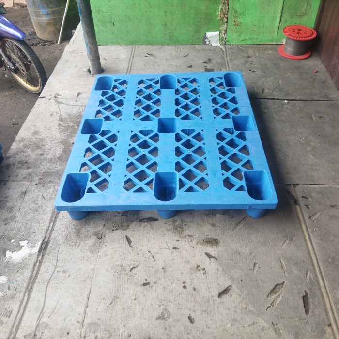 

MurMer COD palet plastik bekas 120 x 100 x 14 cm (baca deskripsi)