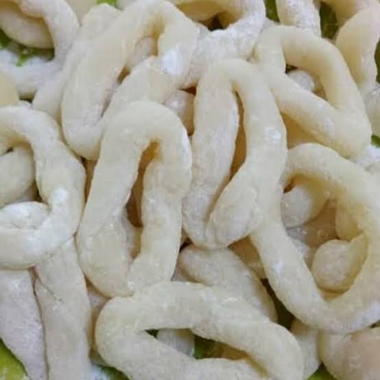 

[Ready Stock] gembus singkong makanan tradisional mentah 1kg