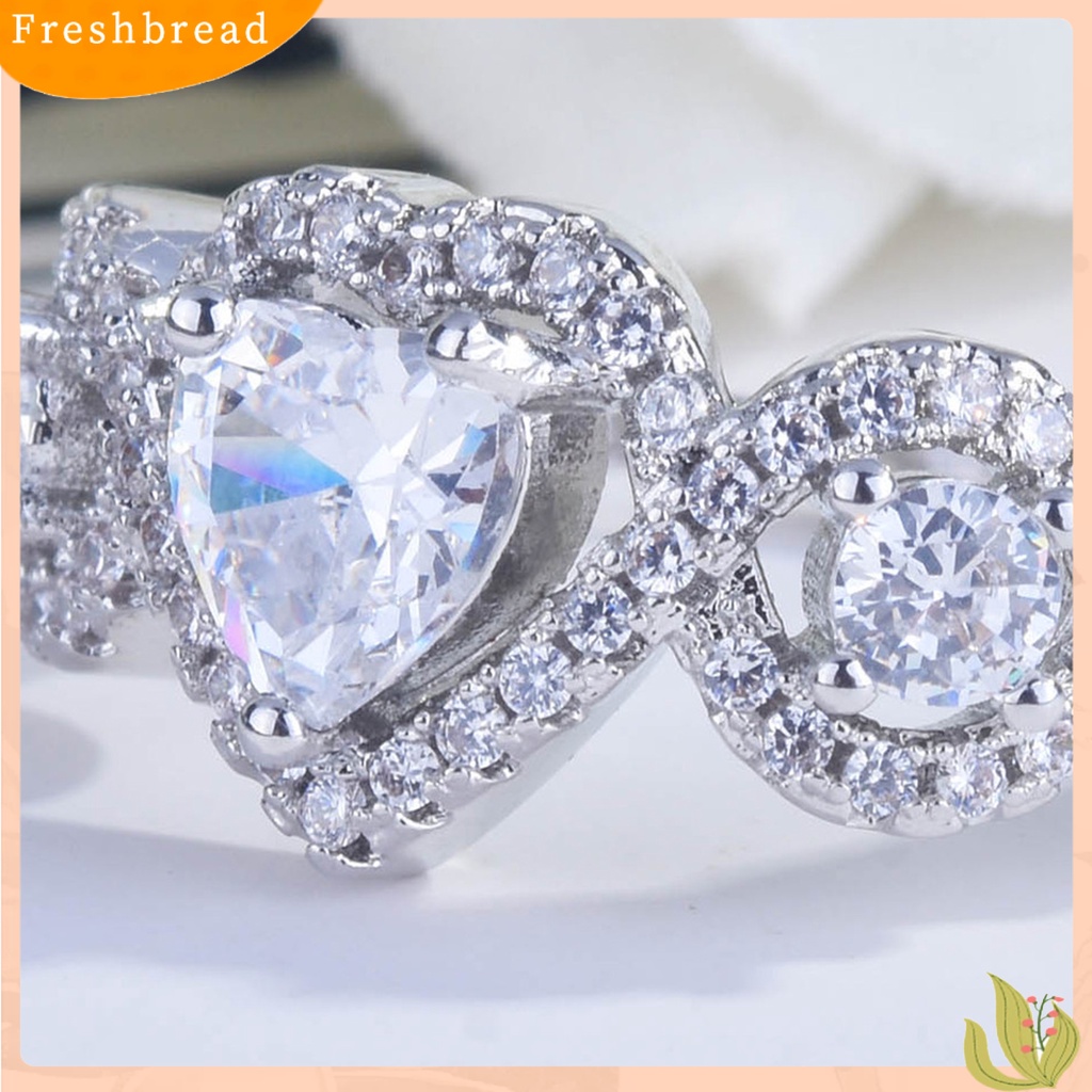 &lt; Freshbread &gt; Cincin Berlian Imitasi Hias Tidak Luntur Pertunangan Tembaga Hollow Opening Women Ring Untuk Ulang Tahun