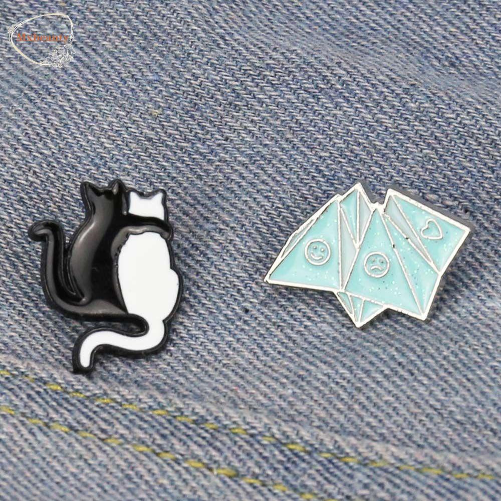 Mxbeauty Bros Kucing Hadiah Lucu Untuk Wanita Pria Aksesoris Perhiasan Kucing Hitam Dan Putih Origam Lencana Pin Enamel Pin