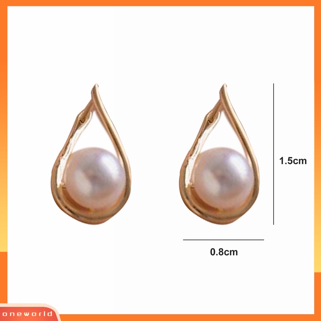 [EONE] 1pasang Anting Pejantan Temperamen Mutiara Imitasi Electroplating Cahaya Tidak Teratur Mewah Dekorasi Perhiasan Wanita Halus Elegan Hoop Earrings Aksesoris Pakaian