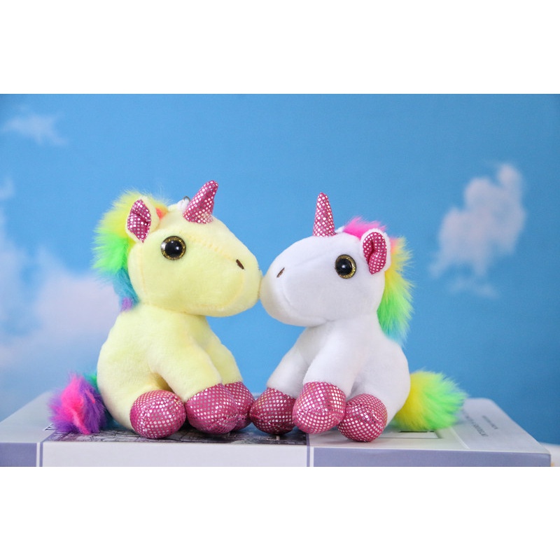 Rainbow Unicorn Plush Doll Liontin Tas Gantungan Kunci Hadiah Pasangan Pernikahan Cakar Sprinkler