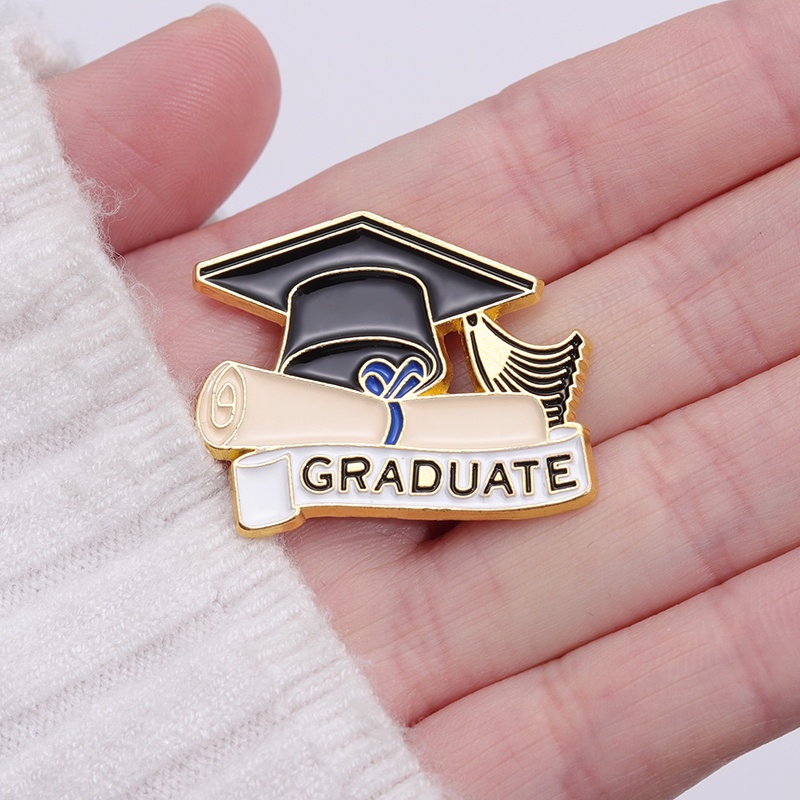 Musim Wisuda Enamel Pin Bros Topi Akademik Bros Lencana Baju Kerah Pin Wisuda Perhiasan Hadiah Untuk Anak-Anak Siswa Teman