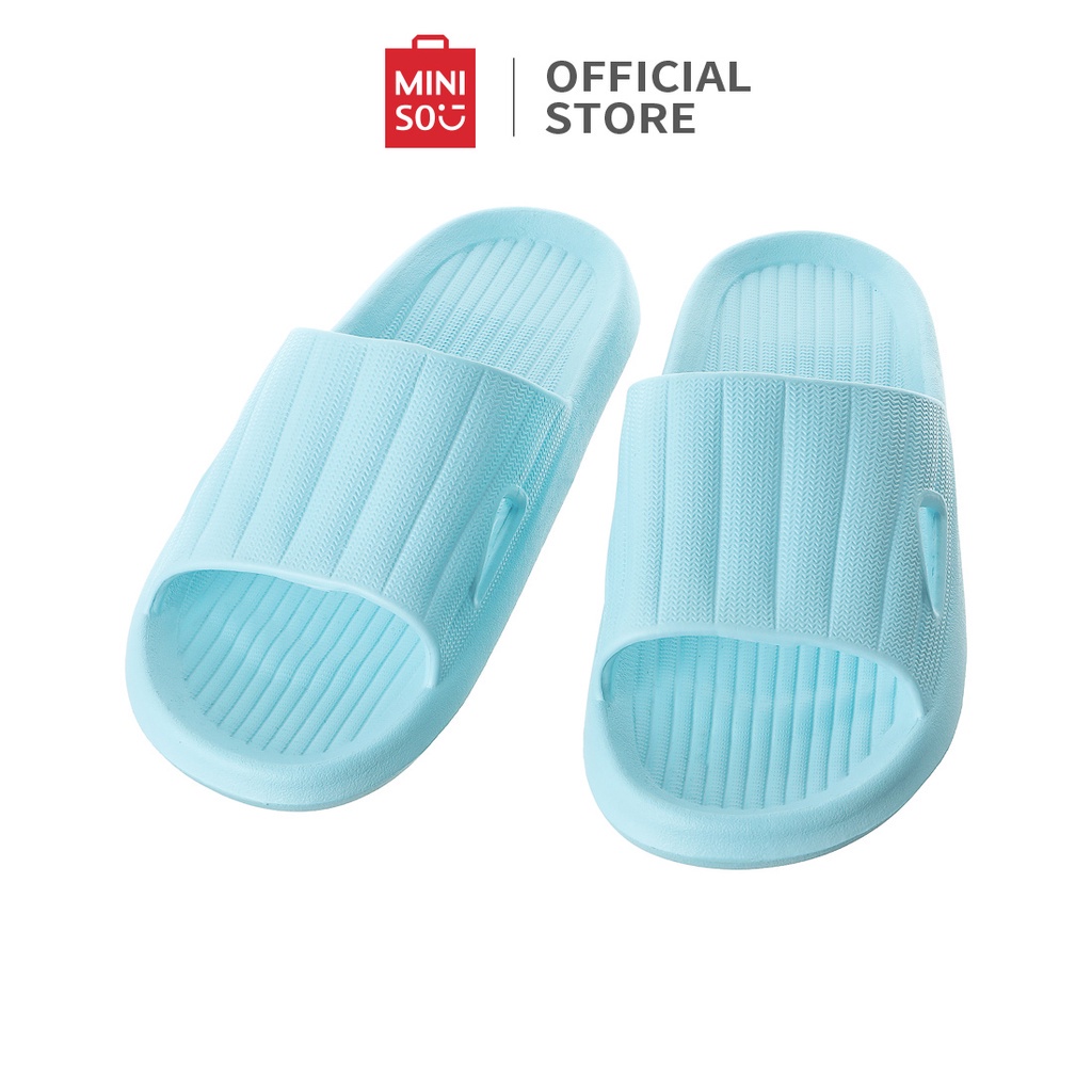 MINISO Sendal Slop Sandal Wanita Rumah Slipper Sepatu Sendal Wanita Kekinian Selop Comfortable Nyaman Flip Flop Sandal Rumah Berkualitas EVA Sandal Kamar Mandi Berbahan Empuk Sandal Karet Couple Polos