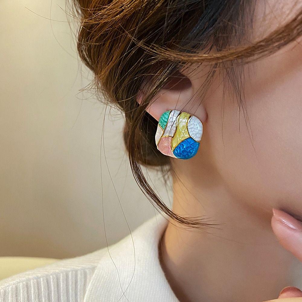 Mxbeauty Wanita Anting Persegi Temperamen Retro Sederhana Menetes Minyak Trendi Niche Desain Fashion Perhiasan Warna Kontras Anting Gaya Korea