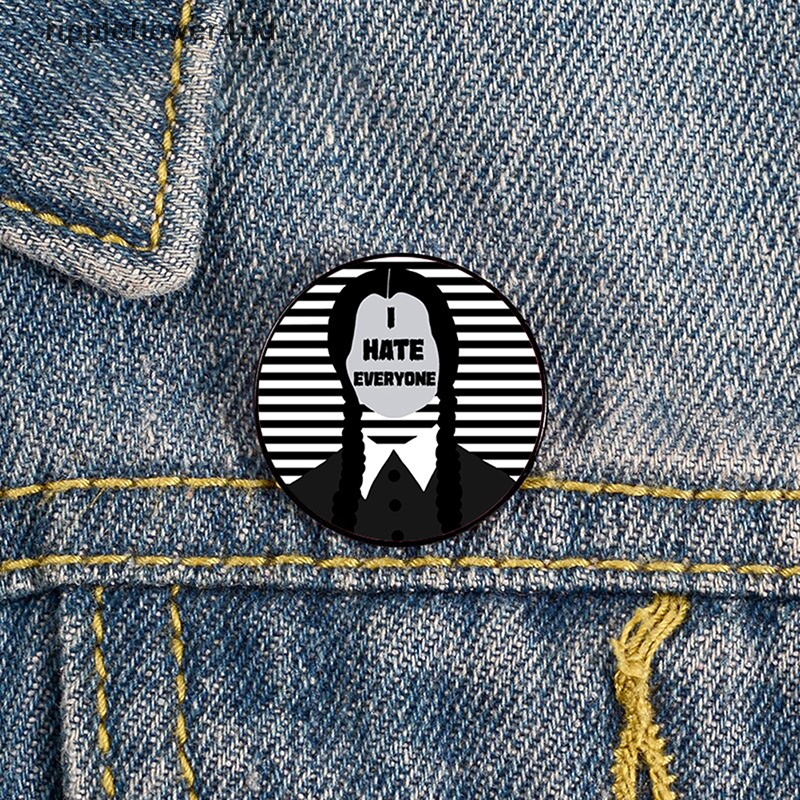 {rippleflower4.id} Rabu Bros Enamel Pin Untuk Wanita Gadis Bros Baju Kerah Guru Tote Bag Ransel Lencana Pin Aksesoris Perhiasan~