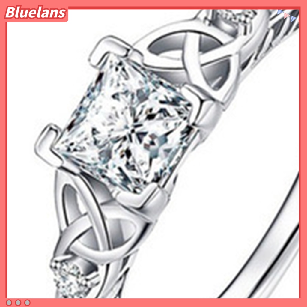 [BLS] Wanita Cincin Geometris Motif Bunga Persegi Diamante Electroplating Hypoallergenic Dekorasi Perhiasan Simulasi Berlian Janji Cincin Mewah Untuk Pesta