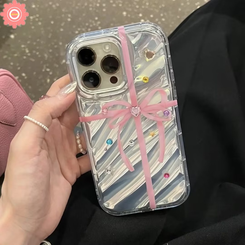 Casing Kerut Stereo Simple Huruf M 3D Kompatibel Untuk IPhone 7Plus XR 11 13 12 14 Pro MAX X XS Max7 8 6 6S Plus Se2020Pita Pink Busur Soft Cover Dengan Stiker Hati Berlian