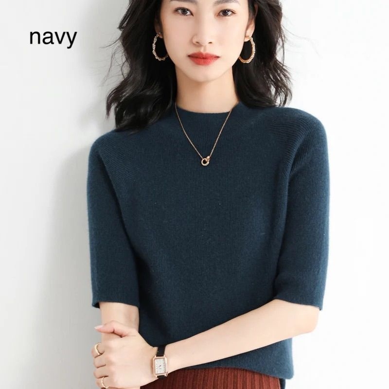 (B102) ROUND NECK BASIC KNIT top