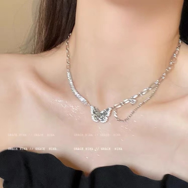 Kalung Geometris Kupu-Kupu Berlian Imitasi Bahan Alloy Korea Untuk Anak Perempuan