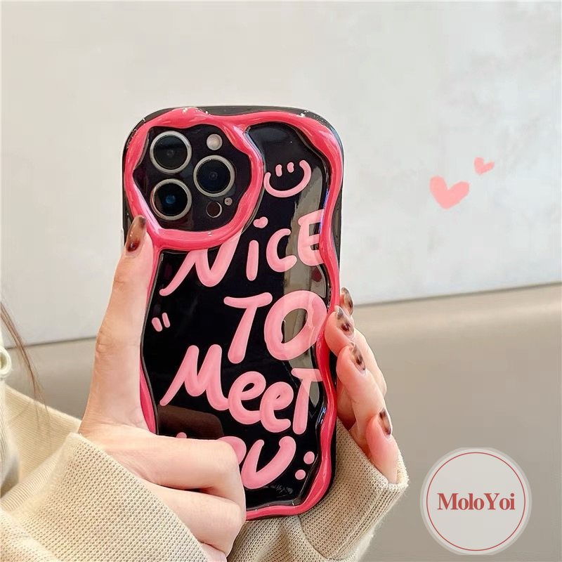 IPHONE Ins Fashion Art Letter Smile Case Kompatibel Untuk Iphone14 11 13 12 Pro Max 7plus XR 6s 6 7 8 Plus X XS Max SE 2020 Lembut 3D Bergelombang Melengkung Tepi Shockproof Airbag Glossy Phone Case