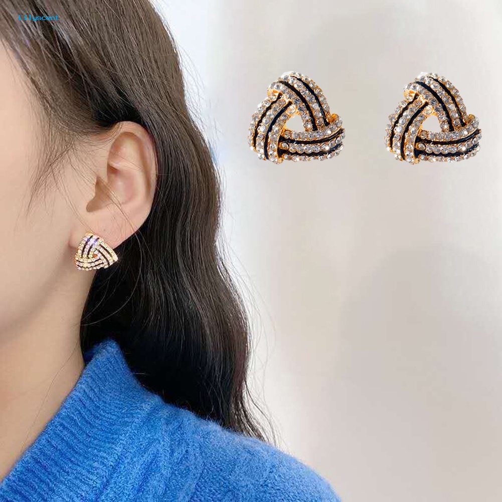 Lilyscent Fashionable Wanita Berlian Imitasi Bentuk Segitiga Stud Earrings Aksesori Perhiasan