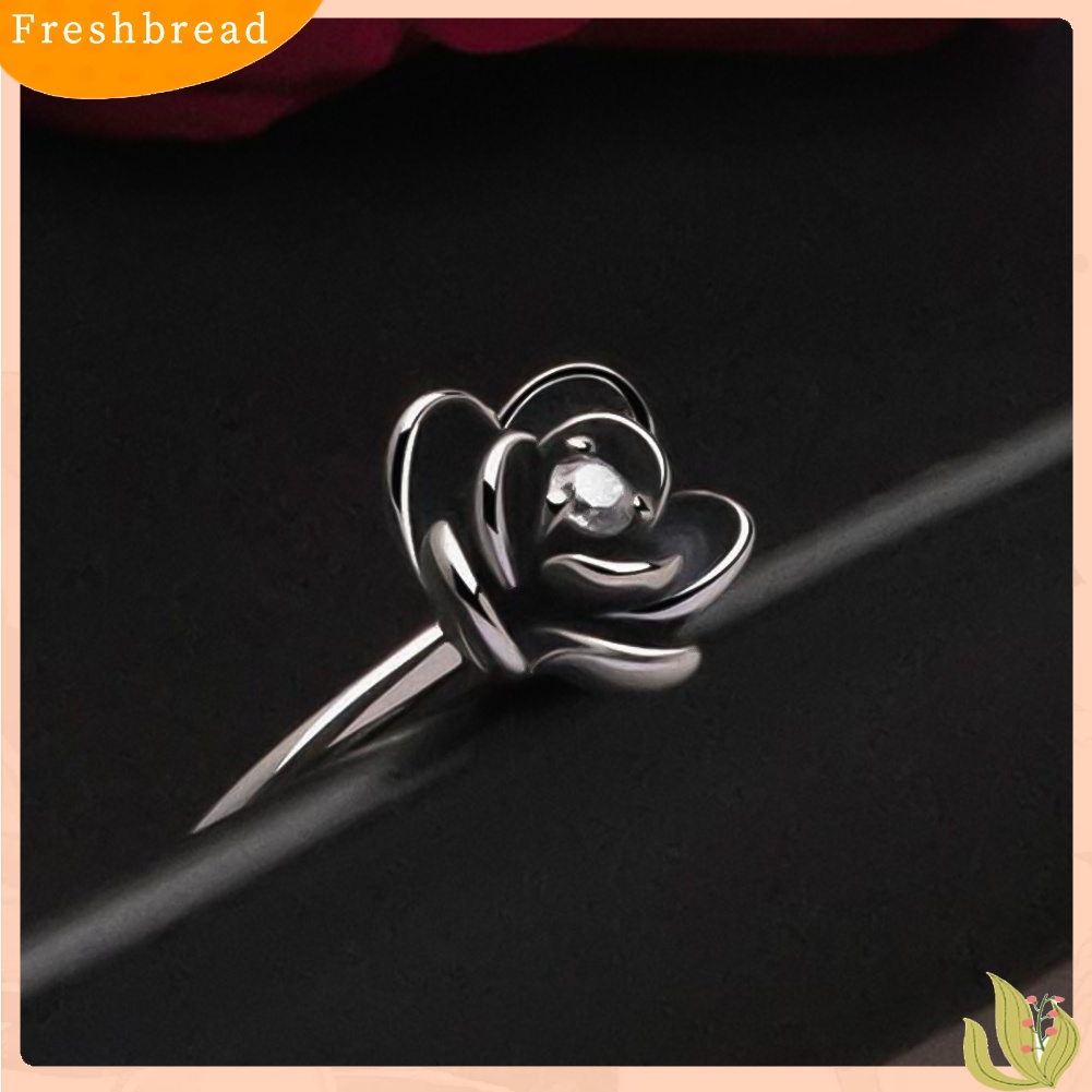 &lt; Freshbread &gt; Fashion Wanita Bentuk Bunga Sliver Disepuh Berlian Imitasi Jari Cincin Perhiasan Pengantin