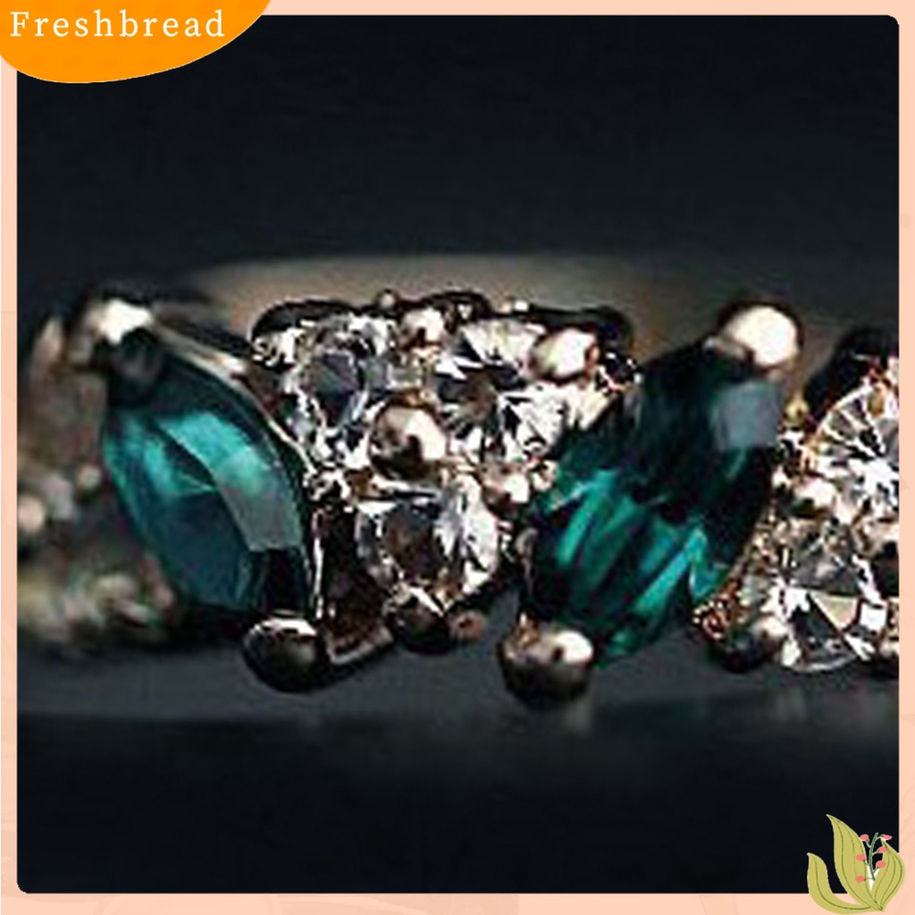&lt; Freshbread &gt; Berlian Imitasi Halus Wanita Cincin Paduan Imitasi Permata Hijau Jari Cincin Perhiasan Aksesori