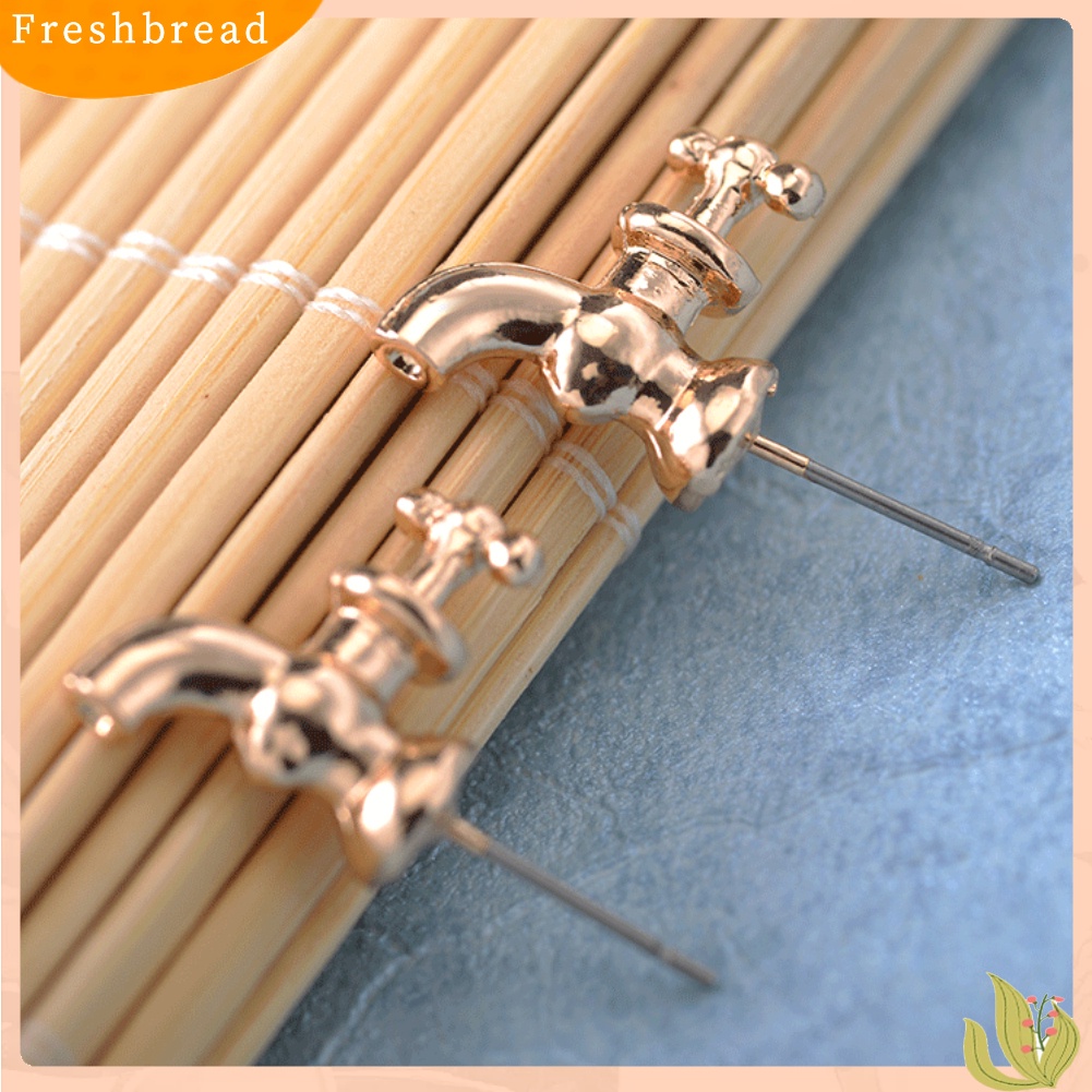 &lt; Freshbread &gt; Fashion Wanita Keran Air Tap Bentuk Telinga Studs Earrings Perhiasan Aksesoris