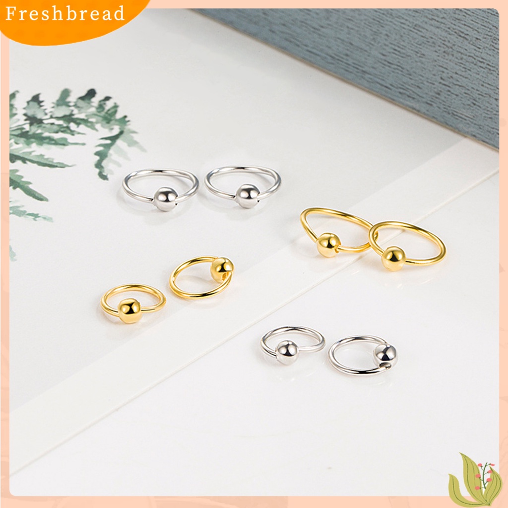 &lt; Freshbread &gt; 2Pcs Ear Studs Circle Round Ball Perhiasan Berongga Keluar Anting Hoop Geometris Untuk Pakaian Sehari-Hari