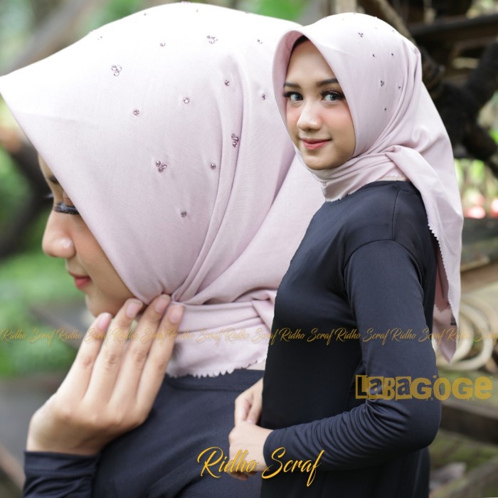 TERMURAH HIJAB SEGI EMPAT SWAROVSKi / PAYET PRES PARiS ORI PREM/SEGIEMPATPRES - Payet PRES, Biru