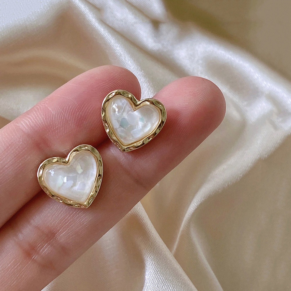 Sederhana Fashion Geometris Jantung Klip Anting Non Tindik Warna Emas Perhiasan Wanita Resin Telinga Manset