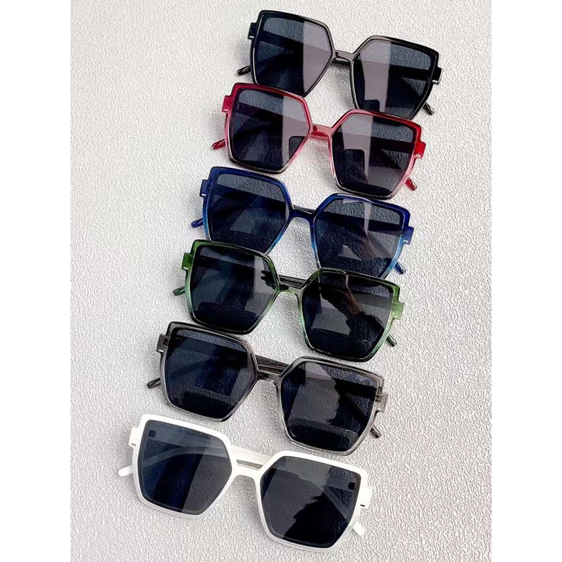 (YUZHU) Vintage Fashion Oversized Square Frame Sunglasses Untuk Wanita Korea Fashion Gradient Frame Sunglasses