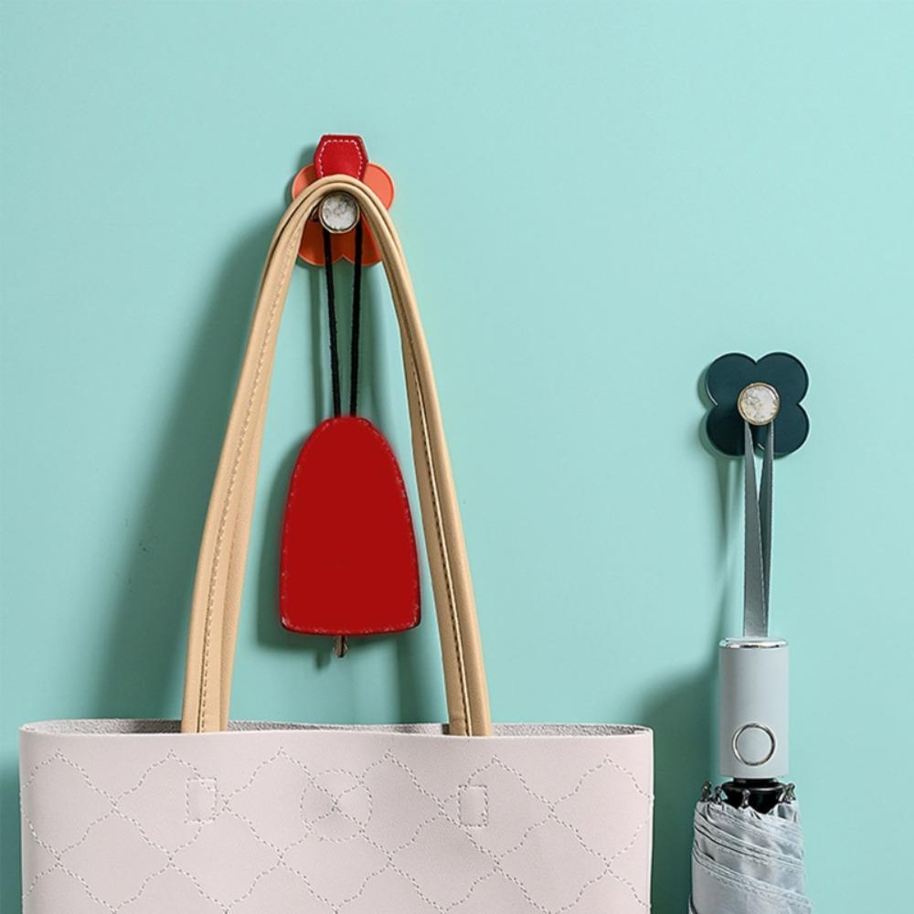 [Elegan] Kait Baju 4 Pcs Kreatif Pintu Belakang Kuat Viscose Lengket Perekat Diri Gantungan Kunci Hanger