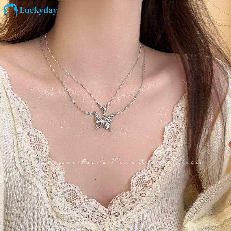 Yeezii Kalung Liontin Kupu-Kupu Hati Pribadi Untuk Wanita Kristal Double Layer Rantai Perak Choker Perhiasan Aksesoris