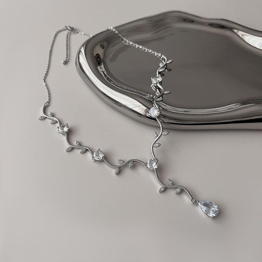 Mxbeauty Set Perhiasan Pernikahan Elegan Perhiasan Hadiah Kalungchain Daun Cabang Bentuk Aksesoris Perhiasan Temperamen Anting Mutiara