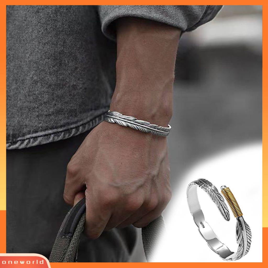 [ONE] Pembukaan Yang Dapat Disesuaikan Didesain Gelang Warna Perak Bulu Tidak Teratur Bangle Pria Gaya Retro Paduan Perhiasan Hadiah