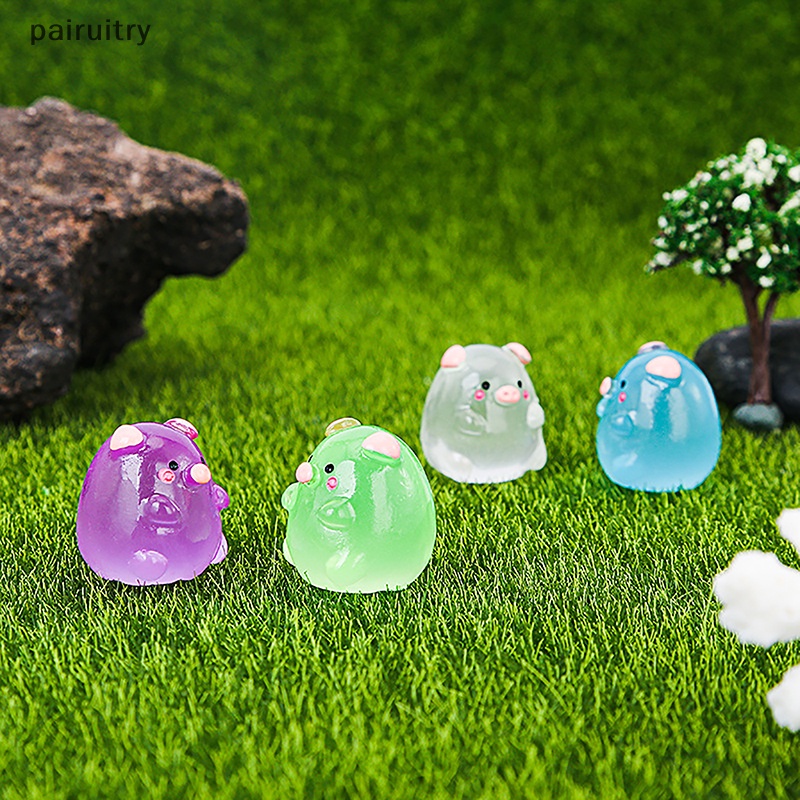 Prt 2pcs Luminous Pig Micro Resin Landscape Figure Ornamen Menyala Dalam Gelap Miniatur Taman Micro Pesta Mobil Dekorasi Rumah Aksesoris PRT