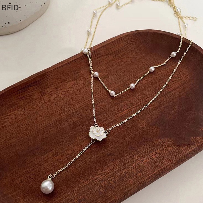 [BFID] Kalung Mutiara Rumbai Lapis Ganda Untuk Desain niche Wanita Rantai Tulang Selangka camellia Cahaya Mewah high-end Merasa Temperamen Rantai Leher [ID]