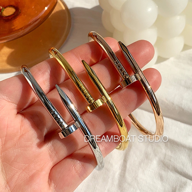 Baja Titanium 18K Emas Gelang Colorfast Fashion Sederhana Gelang Aksesoris Hadiah