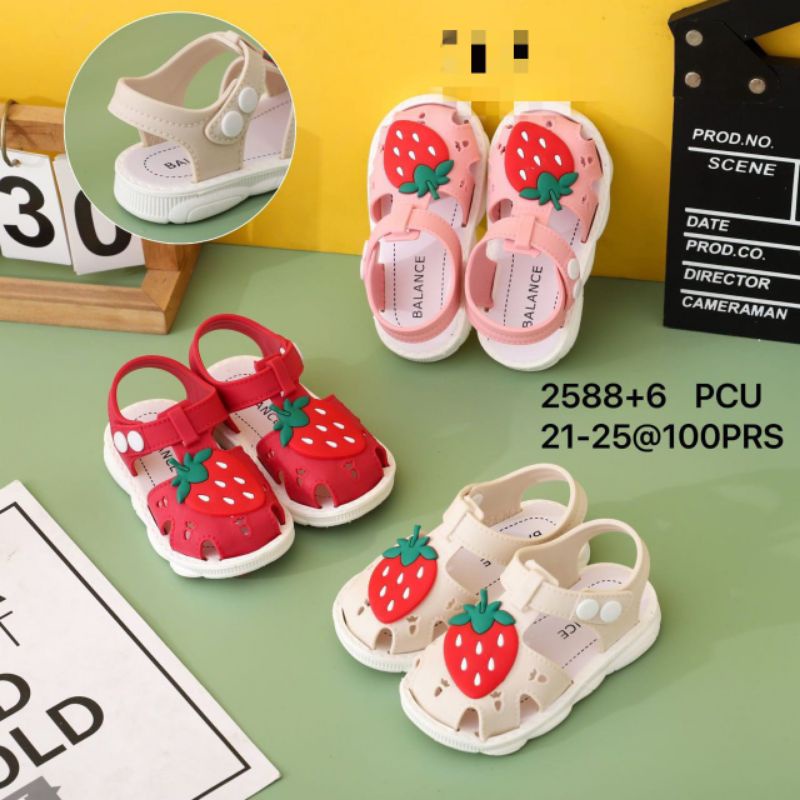 SANDAL SELEMPANG ANAK CEWEK MOTIF STRAWBERY / BALANCE 2588