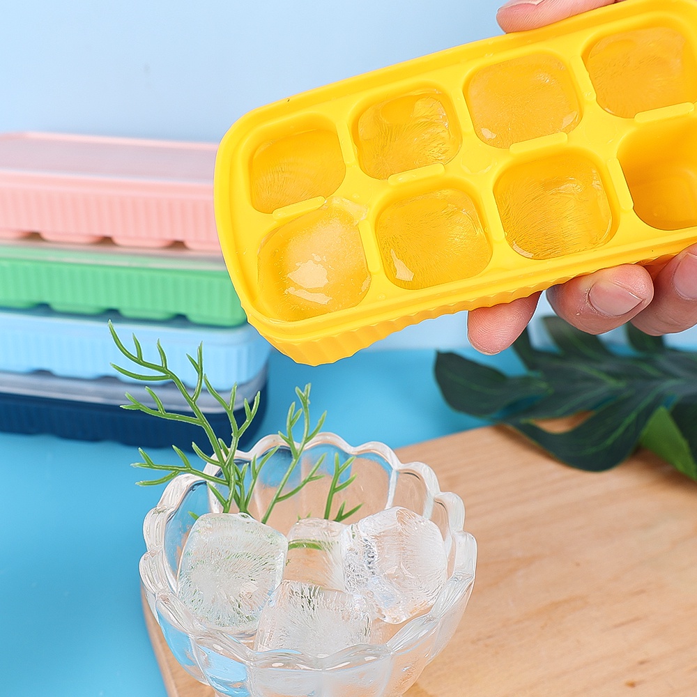 8lubang Dapur Kreatif Silikon Buatan Sendiri Frozen Ice Block Cube Mold Reusable Honeycomb Ice Box Tray Dengan Tutup Yang Dapat Dilepas Grids Ice Cubes Maker Mold