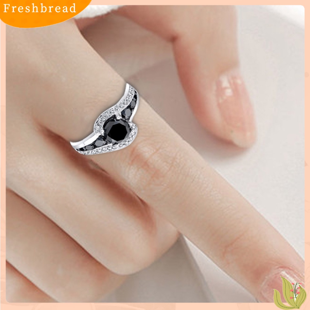 &lt; Freshbread &gt; Cincin Jari Geometris Hitam Cubic Zirconia Perhiasan Fashion Penampilan Indah Finger Ring Untuk Pernikahan