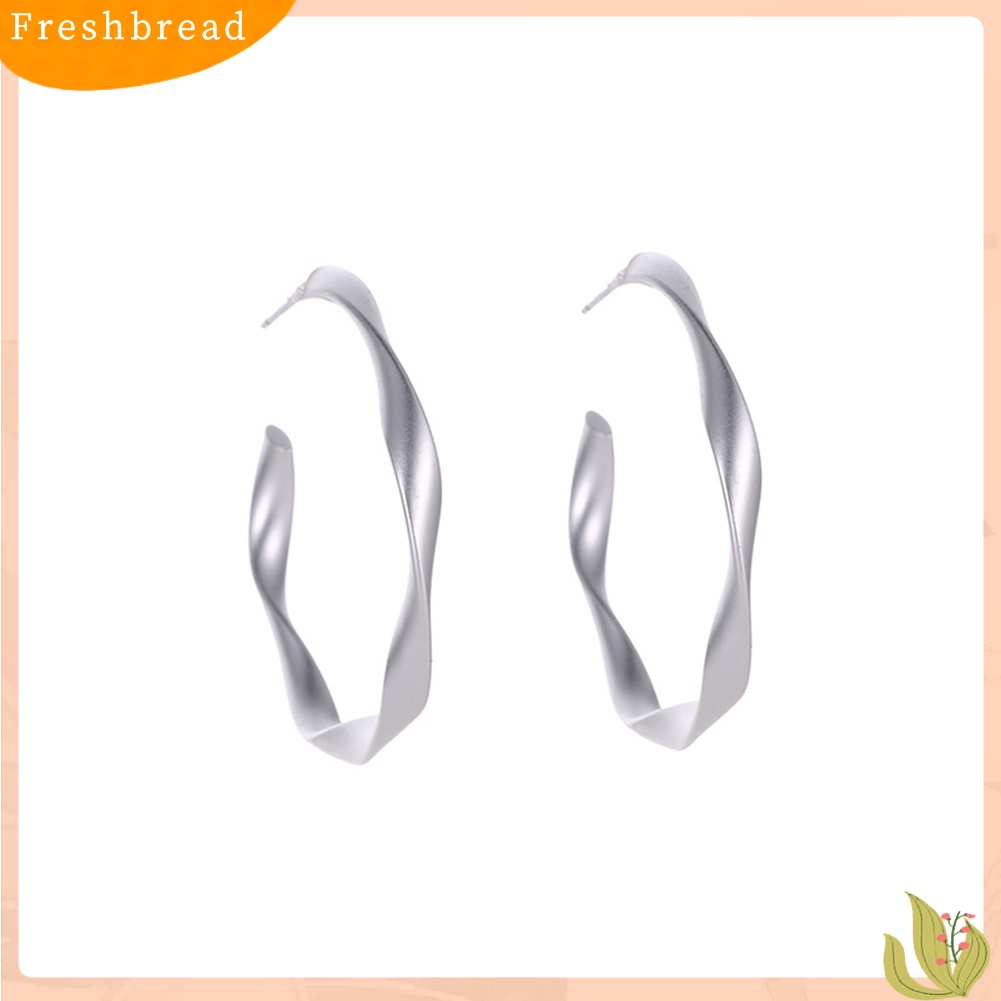 &lt; Freshbread &gt; 2pasang Wanita Fashion Matte Lingkaran Hoop Leverback Earrings Pesta Perhiasan Hadiah