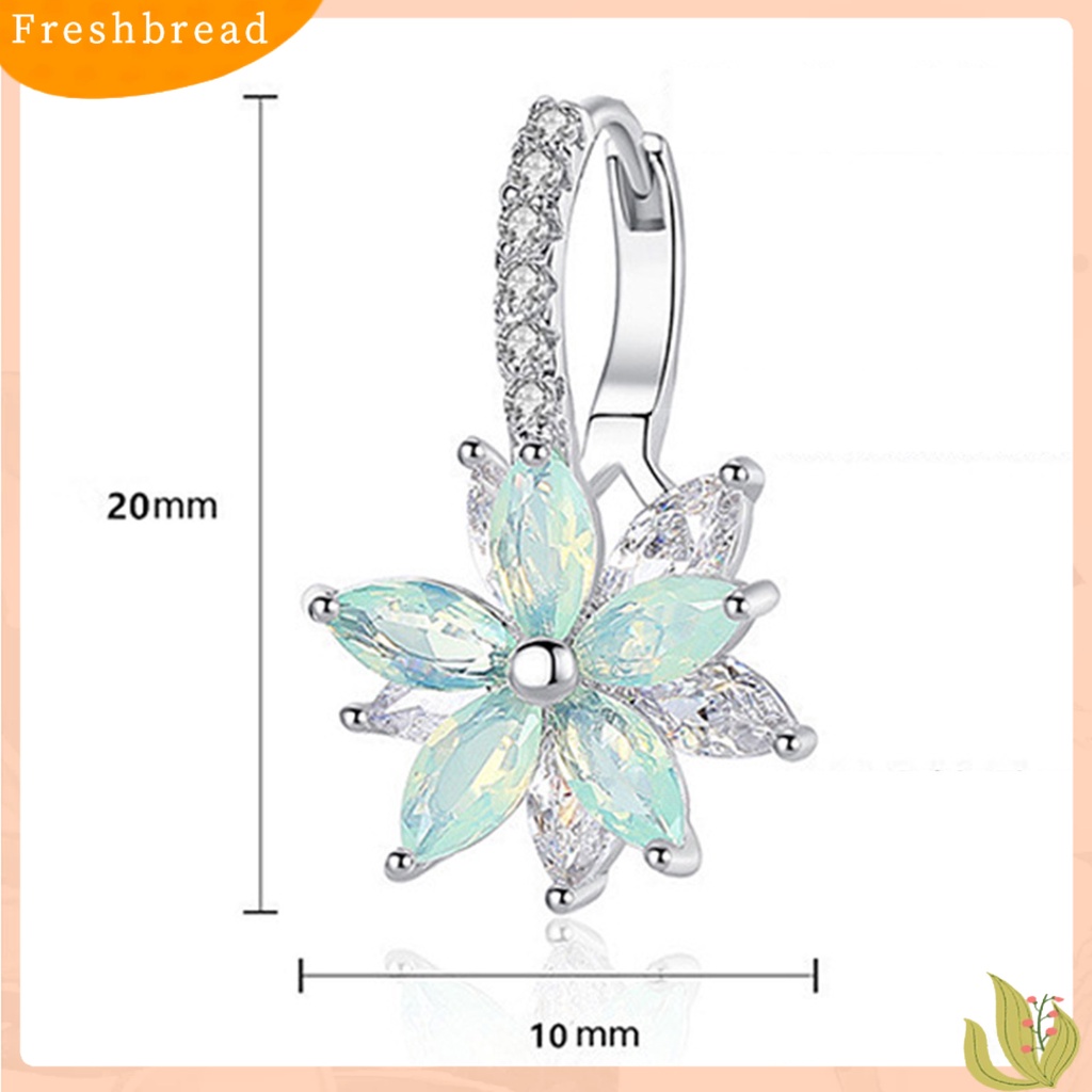 &lt; Freshbread &gt; 1pasang Anting Hoop Cubic Zirconia Batu Imitasi Bening Geometris Kilau Terang Poles Halus Hias Hadiah Wanita Snowflake Pendant Earrings Perhiasan Fashion Untuk Pacaran